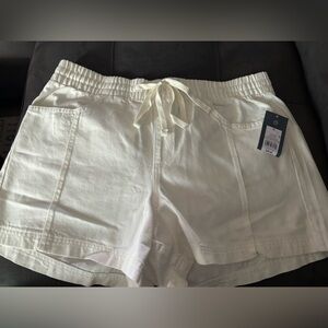 Universal Thread Women's High Waist Shorts - Cream